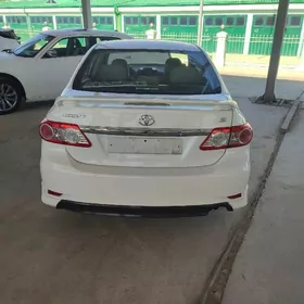 Toyota Corolla 2013