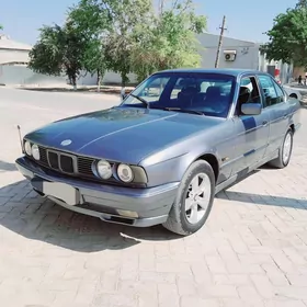 BMW 525 1993