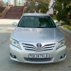 Toyota Camry 2011