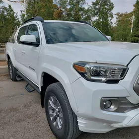 Toyota Tacoma 2019