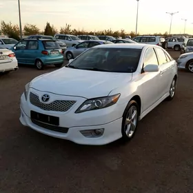 Toyota Camry 2011