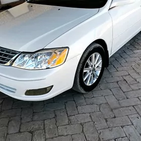 Toyota Avalon 2000