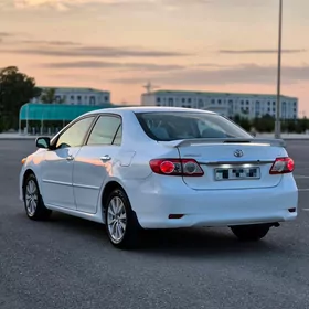 Toyota Corolla 2013