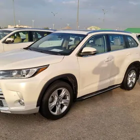 Toyota Highlander 2018