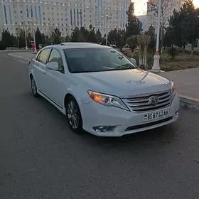 Toyota Avalon 2011