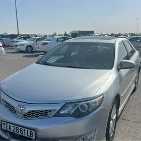 Toyota Camry 2013