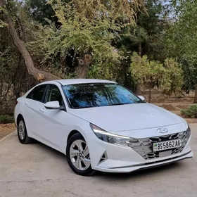 Hyundai Elantra 2021