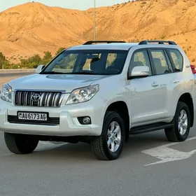 Toyota Land Cruiser Prado 2013