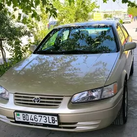 Toyota Camry 1998