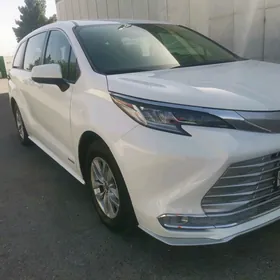 Toyota Sienna 2021