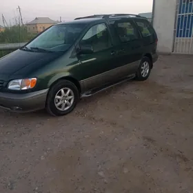 Toyota Sienna 2001