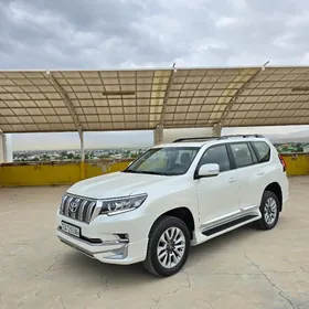 Toyota Land Cruiser Prado 2023