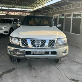 Nissan Patrol 2004