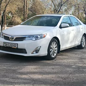 Toyota Camry 2013