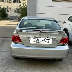 Toyota Camry 2005