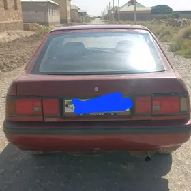 Toyota Carina 1990