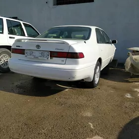 Toyota Camry 1998