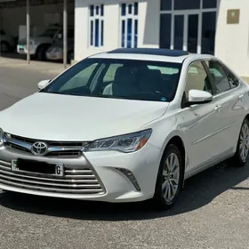 Toyota Camry 2015