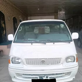 Toyota Hiace 1999