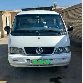 Mercedes-Benz Sprinter 2009