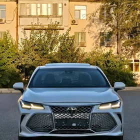 Toyota Avalon 2019