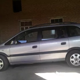 Opel Zafira 2003