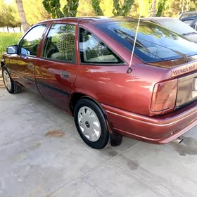 Opel Vectra 1989