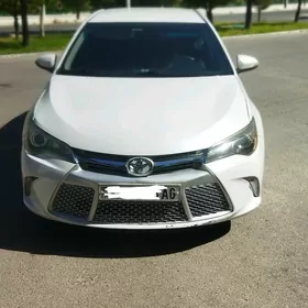 Toyota Camry 2016