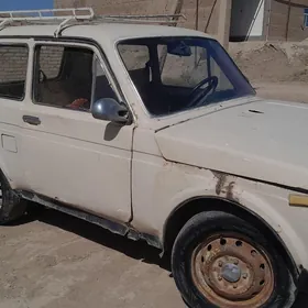 Lada Niva 1990