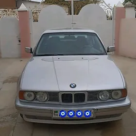 BMW 525 1990