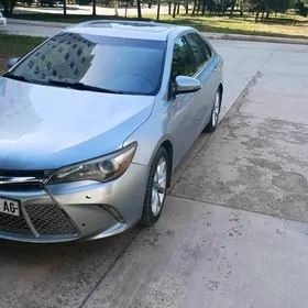 Toyota Camry 2015