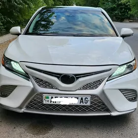 Toyota Camry 2020