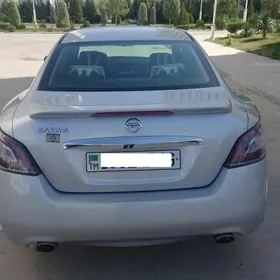 Nissan Maxima 2012