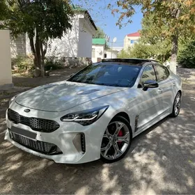 Kia Stinger 2017