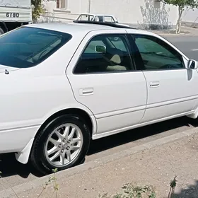 Toyota Camry 1999