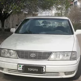 Toyota Avalon 1998