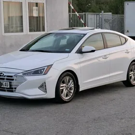 Hyundai Elantra 2019