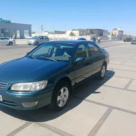 Toyota Camry 2000