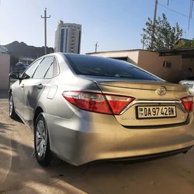 Toyota Camry 2015