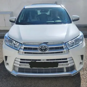 Toyota Highlander 2018