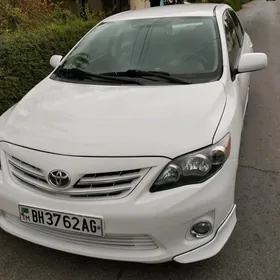 Toyota Corolla 2012