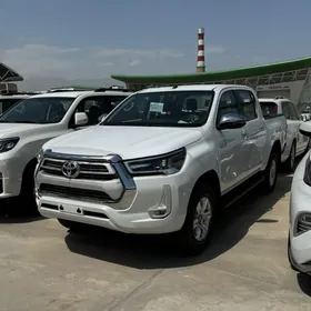 Toyota Hilux 2024