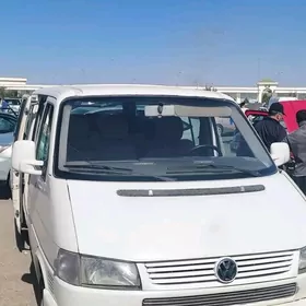 Volkswagen Transporter 2003