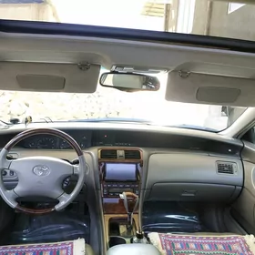 Toyota Avalon 2003