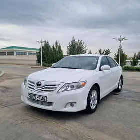 Toyota Camry 2011