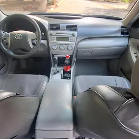 Toyota Camry 2010