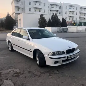 BMW E39 2001