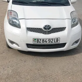 Toyota Yaris 2009