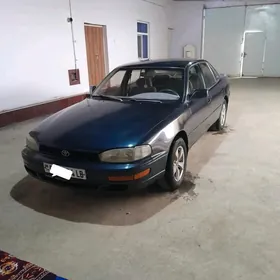 Toyota Camry 1993