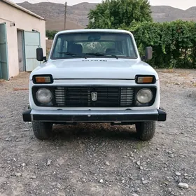 Lada Niva 1982